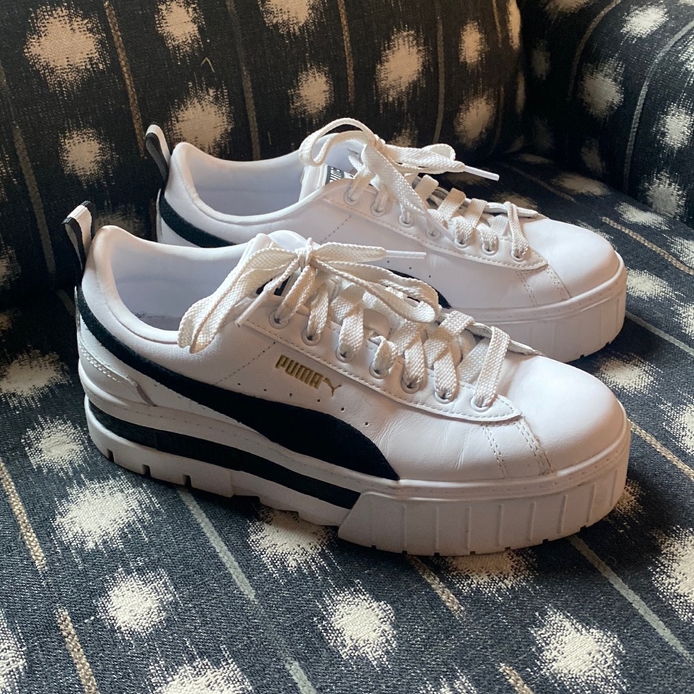 Puma Mayze Classic Womens Sneaker